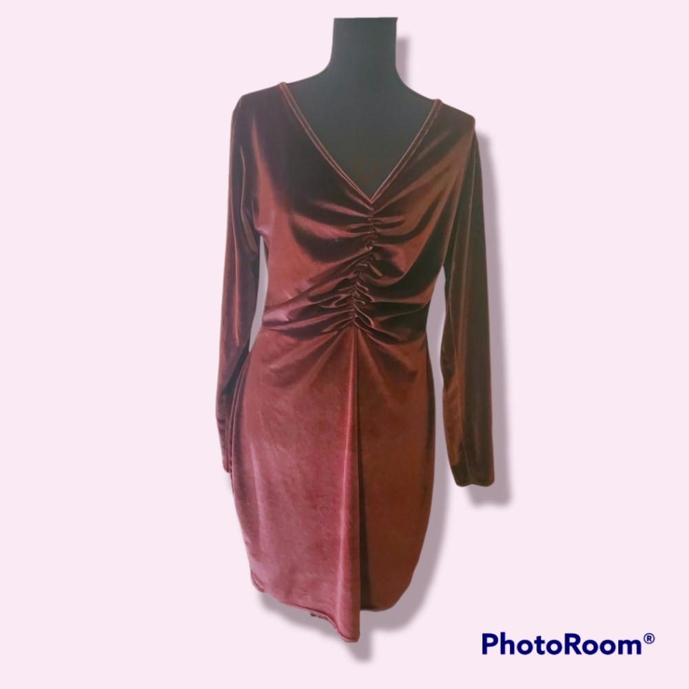 Prettylittlething Dress size 10